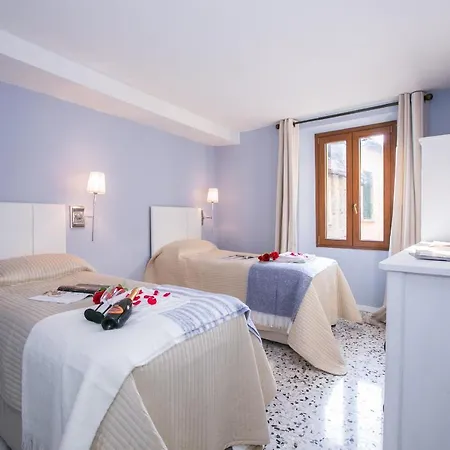Holiday home Sleeps 8 Argegno